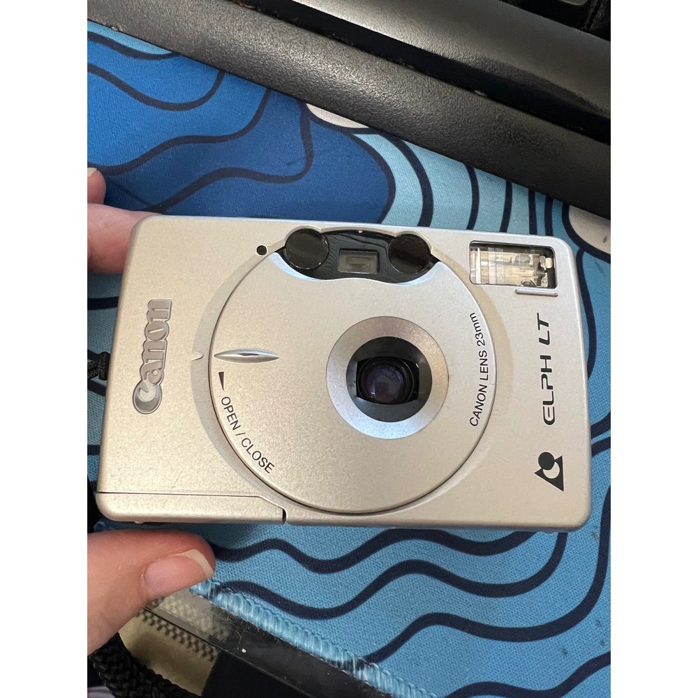 Canon ELPH LT 23mm APS Film Camera Silver with Samsonite Padded Case